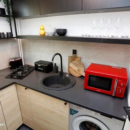 Brand New Lovely Studio Near Metro Station Bucureşti Exterior foto